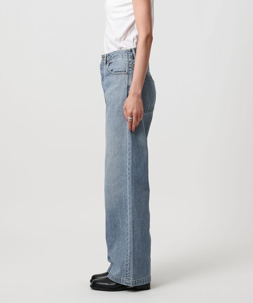 FILL THE BILL（フィルザビル）の「【別注】＜FILL THE BILL＞ LOOSE デニムパンツ（デニムパンツ・レディース・ライトブルー・27/28/26）」の6枚目の写真