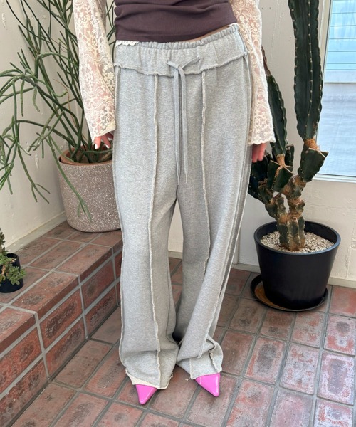 FUULLY STUDIO(フーリィーステューディオ)の「スウェットシームイージーパンツ(スウェットパンツ・レディース・アイボリー/ブラック/グレー・FREE)」の1枚目の写真