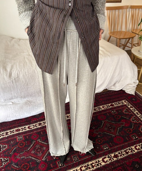 FUULLY STUDIO(フーリィーステューディオ)の「スウェットシームイージーパンツ(スウェットパンツ・レディース・アイボリー/ブラック/グレー・FREE)」の18枚目の写真