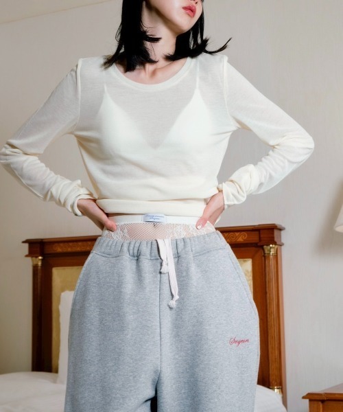 Smyeon(スミョン)の「Embroidery sweat pants/刺繍スウェットパンツ(スウェットパンツ・レディース・ブラウン/ホワイト/ネイビー/グレー/ピンク/ホワイト×ブルー/ホワイト×ピンク・FREE)」の5枚目の写真