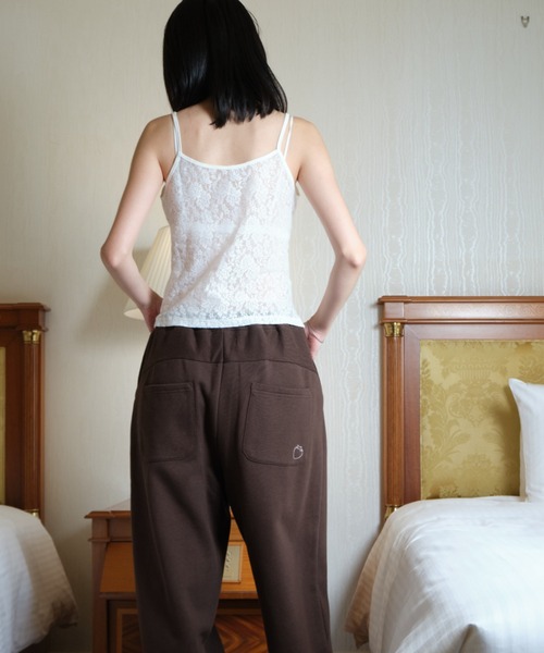 Smyeon(スミョン)の「Embroidery sweat pants/刺繍スウェットパンツ(スウェットパンツ・レディース・ブラウン/ホワイト/ネイビー/グレー/ピンク/ホワイト×ブルー/ホワイト×ピンク・FREE)」の11枚目の写真