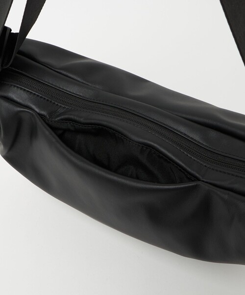 MARW UNITED ARROWS(マルゥ ユナイテッドアローズ)の「<MARW UNITED ARROWS>レザー 2WAY ショルダーバッグ(ショルダーバッグ・レディース・ブラック・FREE)」の12枚目の写真