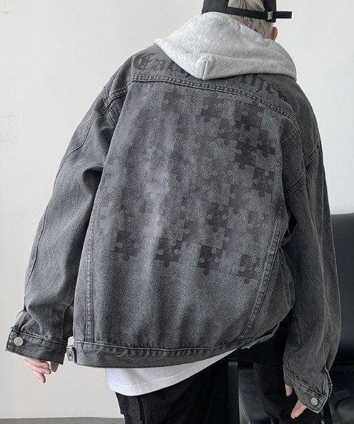 lilful(リルフル)の「【26年春夏新作】フード付き バックプリントデニムジャケット(デニムジャケット・メンズ・ブラック/グレー/ブルー・M/L)」の2枚目の写真