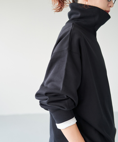 Spick & Span（スピックアンドスパン）の「《WEB限定 / 追加》裏毛ハイネックプルオーバー（スウェット・レディース・ブラック/アイボリー・FREE）」の10枚目の写真