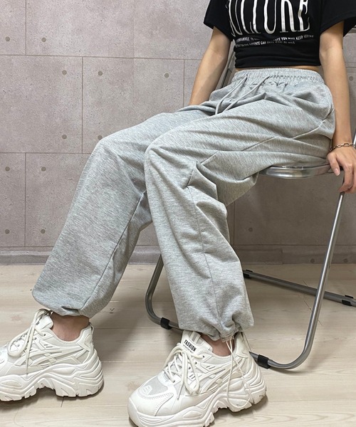 NANEA（ナネア）の「ワイドスウェットパンツ（スウェットパンツ・レディース・ブラック/グレー・SMALL/MEDIUM/LARGE）」の15枚目の写真