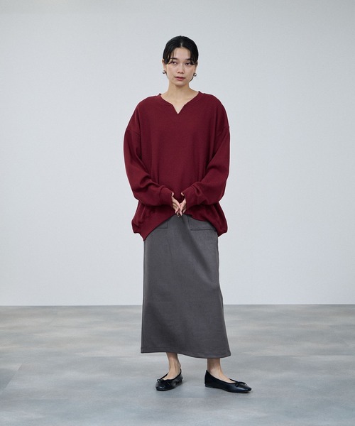 Mac-House（マックハウス）の「milli de l'air スエードライク ポンチ素材 Iラインスカート（スカート・レディース・ベージュ/ダークグレー/キャメル・L/M）」の10枚目の写真