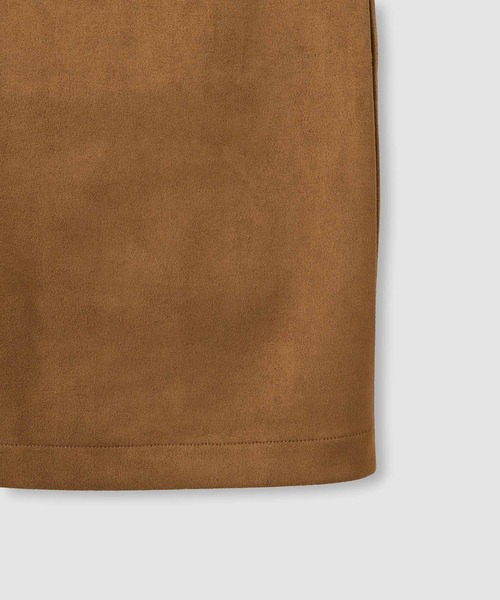 Mac-House（マックハウス）の「milli de l'air スエードライク ポンチ素材 Iラインスカート（スカート・レディース・ベージュ/ダークグレー/キャメル・L/M）」の20枚目の写真