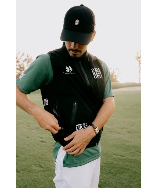 DEVEREUX GOLF(デヴァローゴルフ)の「FANペルチェVEST(ベスト・メンズ・ブラック・MEDIUM/LARGE)」の4枚目の写真