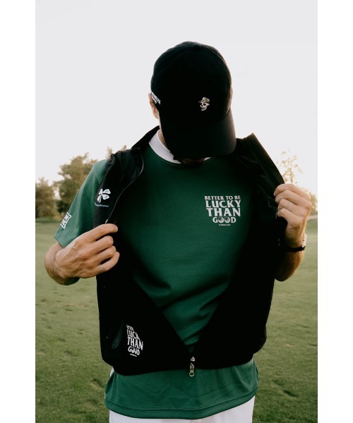 DEVEREUX GOLF(デヴァローゴルフ)の「FANペルチェVEST(ベスト・メンズ・ブラック・MEDIUM/LARGE)」の5枚目の写真