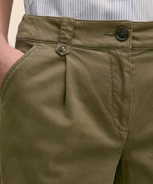 BROOKS BROTHERS(ブルックスブラザーズ)の「ストレッチコットンツイル カーゴパンツ(カーゴパンツ・レディース・オリーブ・8/6/4/2/0)」の3枚目の写真