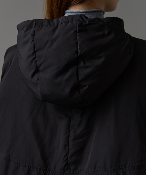 r.（アールドット）の「ファイバーダウン　フーディベスト（ダウンベスト・レディース・キナリ/オリーブ/グレイッシュベージュ/ブラック・FREE）」の8枚目の写真