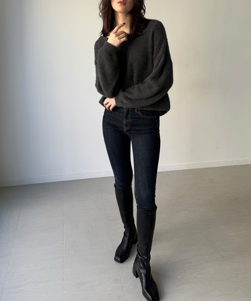 junoah(ジュノア)の「バックベロアリボンシャギーニットトップス(ニット/セーター・レディース・チャコール/ブラウン/アイボリー・MEDIUM/LARGE)」の7枚目の写真
