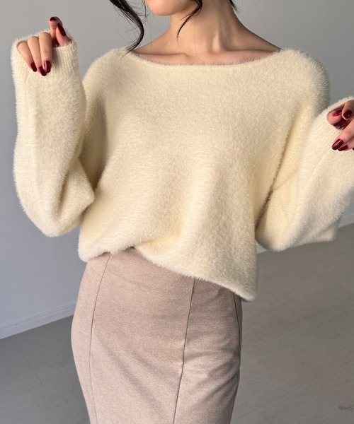 junoah(ジュノア)の「バックベロアリボンシャギーニットトップス(ニット/セーター・レディース・チャコール/ブラウン/アイボリー・MEDIUM/LARGE)」の14枚目の写真