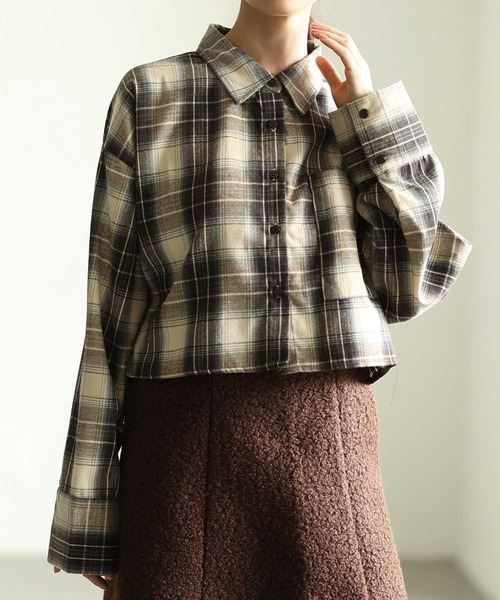 Sawa a la mode(サワアラモード)の「起毛チェックショート丈ポケットシャツ(シャツ/ブラウス・レディース・ブラウン・FREE)」の1枚目の写真