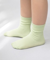menue（メヌエ）の「クルー丈 リブ編み キッズ カラーソックス 靴下（ソックス/靴下）」