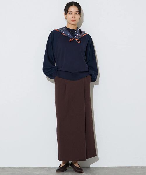 Liesse（リエス）の「【定番】タックタイトスカート（スカート・レディース・アイボリー/ブラック/ブラウン・2/3）」の4枚目の写真