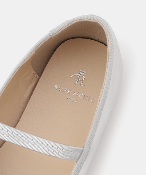 ROPE' PICNIC(ロペピクニック)の「【KIDS/キッズ】バレエシューズ(バレエシューズ・キッズ・シルバー/ブラック・20/21/19/18)」の4枚目の写真