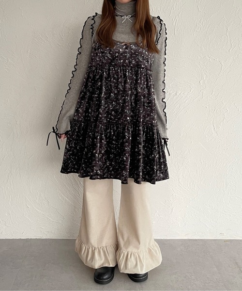 kutir（クティール）の「コーデュロイフリルフレアパンツ（その他パンツ・レディース・ブラック/アイボリー/オレンジ/ブラウン・FREE）」の7枚目の写真