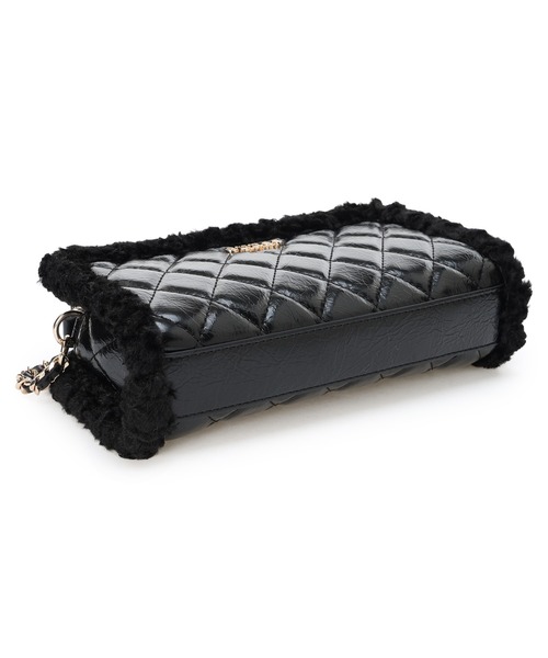 Guess（ゲス）の「CRISTI Top Zip Crossbody クロスボディ ショルダーバッグ （ショルダーバッグ・レディース・ホワイト/ブラック・ONE SIZE）」の9枚目の写真