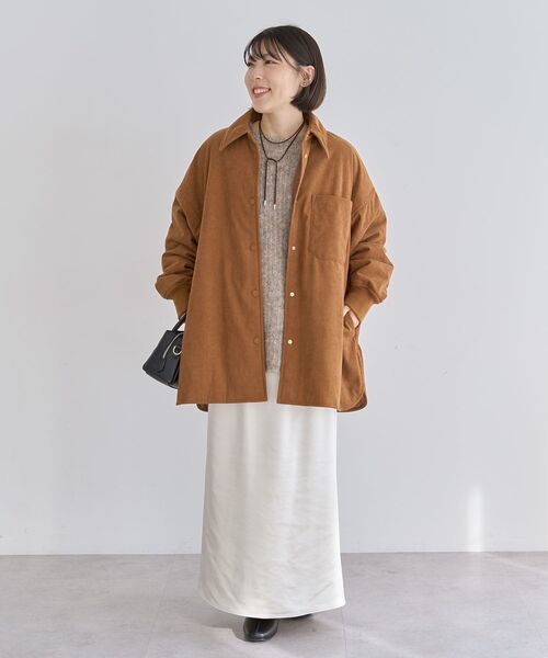 Green Parks(グリーンパークス)の「すっきり見えシルエットサテンナロースカート(スカート・レディース・アイボリー/チャコールグレー/ブラック系その他・FREE)」の6枚目の写真