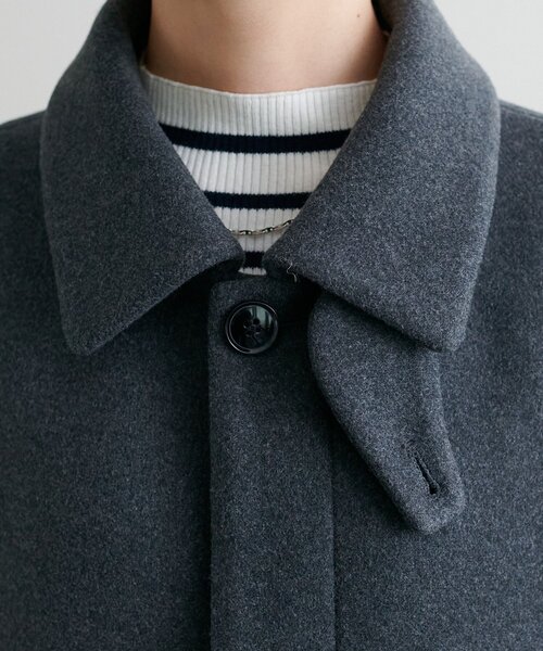 DISCOAT（ディスコート）の「【見た目以上の軽さ/ユニセックス】中空糸ベルテッドロングコート（チェスターコート・レディース・ブラック/チャコールグレー/ブラウン・MEDIUM/LARGE）」の15枚目の写真