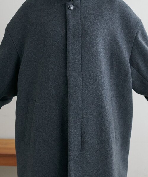 見た目以上の軽さ/ユニセックス】中空糸ベルテッドロングコート