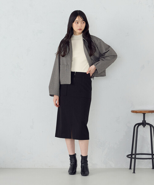 COMME CA ISM（コムサイズム）の「【ウォッシャブル】ベーシック ハイネックニット（ニット/セーター・レディース・ホワイト/ブラック/レッド/ベージュ・MEDIUM/LARGE）」の7枚目の写真