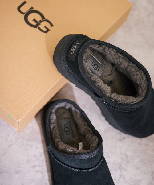 FRAMeWORK(フレームワーク)の「≪追加≫UGG/アグ CLASSIC SLIPPER 3(その他シューズ・レディース・ベージュ系その他/ブラック・22cm/23cm/24cm/25cm)」の5枚目の写真