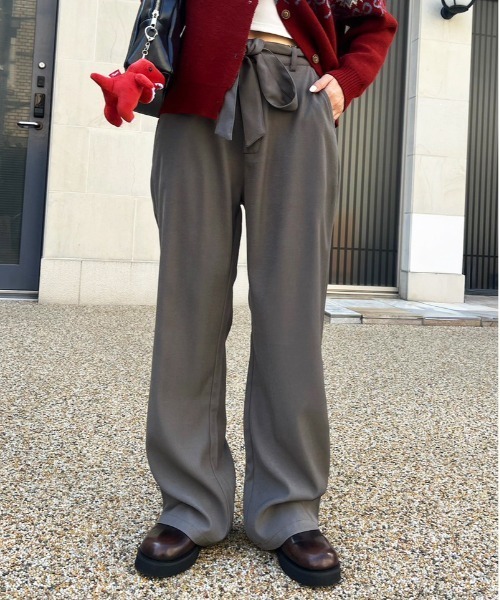 DOUBLE NAME（ダブルネーム）の「リボン付き配色ステッチフレアパンツ（その他パンツ・レディース・ブラウン/グレー・FREE）」の4枚目の写真