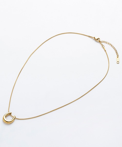 AJUGA.（アジュガ）の「ホースシューネックレス（ネックレス・レディース・ゴールド・ONE SIZE）」の3枚目の写真