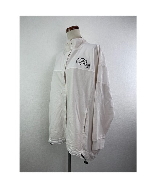 WORLD WIDE LOVE!(ワールドワイドラブ)の「ピグメント裏毛スタンドブルゾン(スウェット・レディース・パープル/ホワイト系その他/ブラック・1)」の6枚目の写真