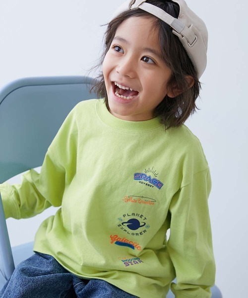 devirock（デビロック）の「綿100％ デビラボ BIGシルエット プリント袖リブ 長袖Tシャツ（Tシャツ/カットソー・キッズ・イエロー系その他3/ブラック系その他4/ホワイト系その他/グリーン系その他/ブルー系その他/グレー系その他2/グリーン系その他2/グレー系その他3/ブラック系その他/ブラック系その他3/オレンジ系その他/グレー系その他/イエロー系その他/ブルー系その他2/ブラック系その他2/ブルー系その他3・90cm/100cm/110cm/120cm/130cm/140cm/150cm/160cm）」の10枚目の写真