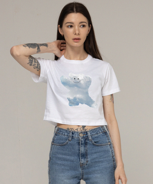 GRAVER（グレーバー）の「[ウーマン]ビッグクラウドベアスマイルクロップ半袖Tシャツ_ホワイト（Tシャツ/カットソー・レディース・ホワイト・FREE）」の2枚目の写真