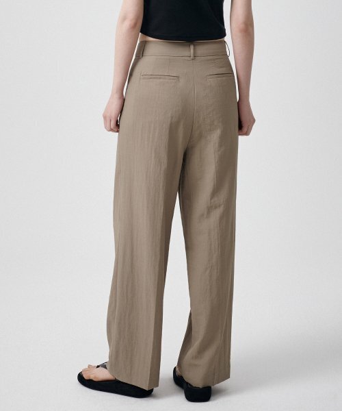 MUSINSA STANDARD WOMAN（ムシンサスタンダードウーマン）の「ウィメンズクリンクルワイドパンツ[ベージュ]（スラックス・レディース・その他・24/25/26/27/28/29/30）」の2枚目の写真