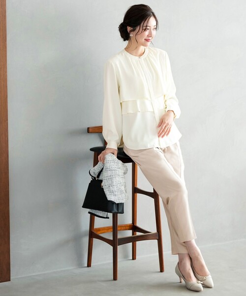 ANY SIS（エニィスィス）の「ノーブルジョーゼット ブラウス（シャツ/ブラウス・レディース・アイボリー系/ネイビー系・MEDIUM）」の5枚目の写真