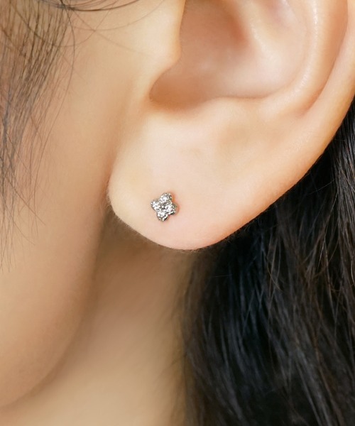TAKE-UP（テイクアップ）の「[ セカンドピアス] Pt ダイヤモンドピアス0.08ct（ピアス（両耳用）・レディース・プラチナム・FREE）」の2枚目の写真
