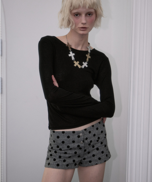 ROSEFRANTZ（ロゼフランツ）の「Essential Layered Long Sleeve [Black]（Tシャツ/カットソー・レディース・ブラック・OS）」の6枚目の写真