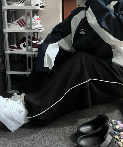 TRAVEL（トラベル）の「バルーンウィンドブレーカー ネイビー（ナイロンジャケット・レディース・その他・SMALL/LARGE/MEDIUM）」の3枚目の写真