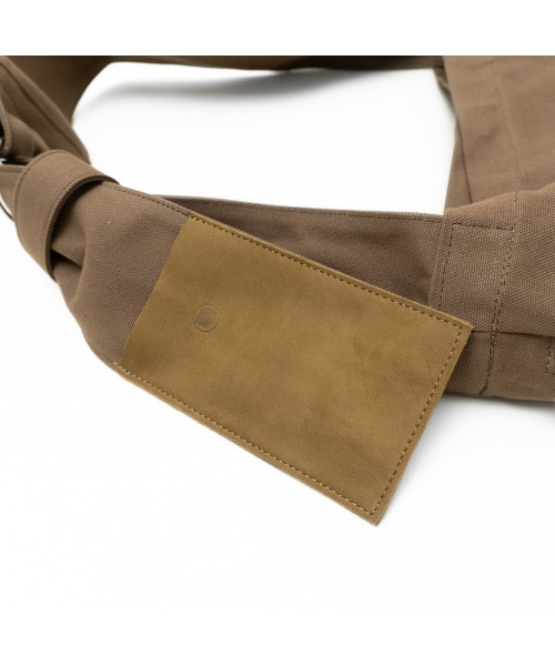 yorozu（ヨロズ）の「yorozu JP CANVAS SASH SHOULDER NO2 ARCHIVE EDITION (111Y101)（ショルダーバッグ・メンズ・カーキ/グレー系その他・FREE）」の10枚目の写真