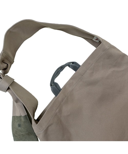 yorozu（ヨロズ）の「yorozu JP CANVAS SASH SHOULDER NO2 ARCHIVE EDITION (111Y101)（ショルダーバッグ・メンズ・カーキ/グレー系その他・FREE）」の20枚目の写真