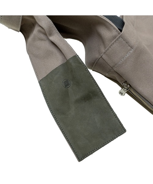 yorozu（ヨロズ）の「yorozu JP CANVAS SASH SHOULDER NO2 ARCHIVE EDITION (111Y101)（ショルダーバッグ・メンズ・カーキ/グレー系その他・FREE）」の21枚目の写真
