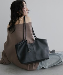 Aunt Marie's（アントマリーズ）の「【リニューアル】ロングショルダートートバッグ/ポーチ付き（トートバッグ）」