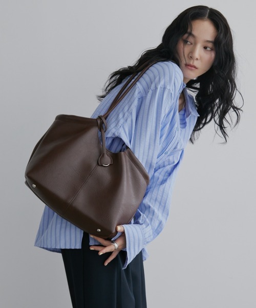 Aunt Marie's(アントマリーズ)の「【リニューアル】ロングショルダートートバッグ/ポーチ付き(トートバッグ・レディース・ブラウン/ブラック・FREE)」の14枚目の写真