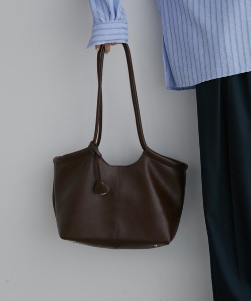 Aunt Marie's(アントマリーズ)の「【リニューアル】ロングショルダートートバッグ/ポーチ付き(トートバッグ・レディース・ブラウン/ブラック・FREE)」の16枚目の写真