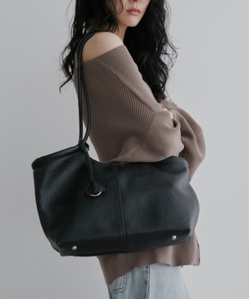 Aunt Marie's(アントマリーズ)の「【リニューアル】ロングショルダートートバッグ/ポーチ付き(トートバッグ・レディース・ブラウン/ブラック・FREE)」の5枚目の写真