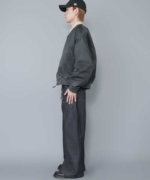 SPINNS（スピンズ）の「短丈MA-1ブルゾン/ヴィンテージライク加工/ユニセックス（MA-1・メンズ・グレー/ブラック/カーキ・ONESIZE）」の6枚目の写真