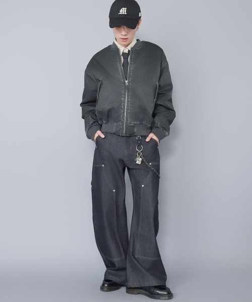 SPINNS（スピンズ）の「短丈MA-1ブルゾン/ヴィンテージライク加工/ユニセックス（MA-1・メンズ・グレー/ブラック/カーキ・ONESIZE）」の4枚目の写真