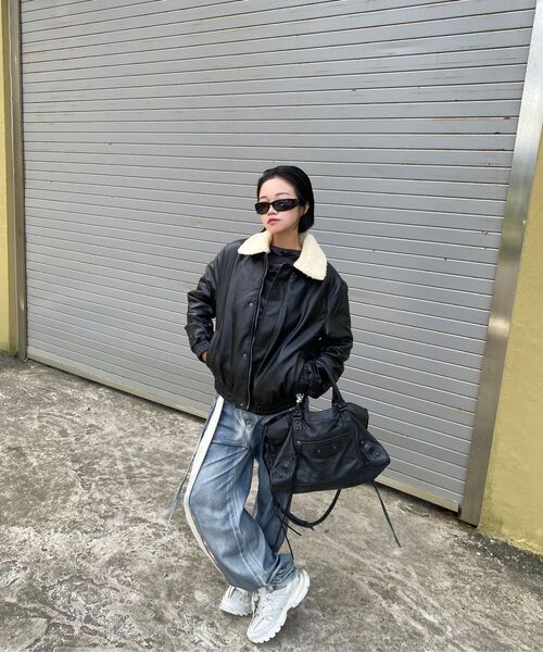 LADY VOLUME(レディーボリューム)の「SHEARING WASHING LEATHER PADDING JUMPER_BLACK(ダウンジャケット/コート・レディース・その他・SMALL/MEDIUM)」の2枚目の写真