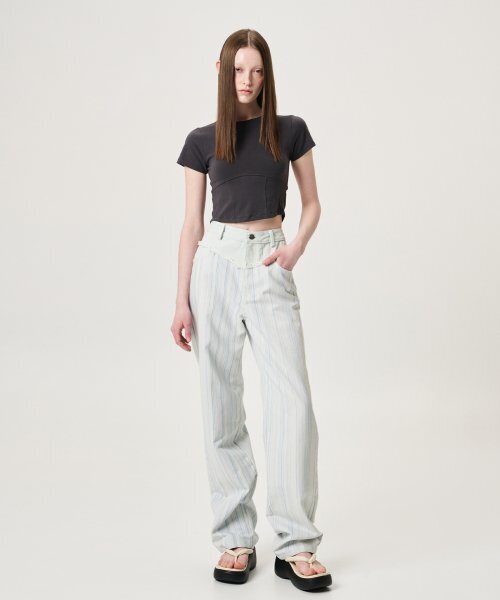 ETMON(エトモン)の「Back Slit Hook Detail T-Shirt, Charcoal(Tシャツ/カットソー・レディース・その他・FREE)」の2枚目の写真
