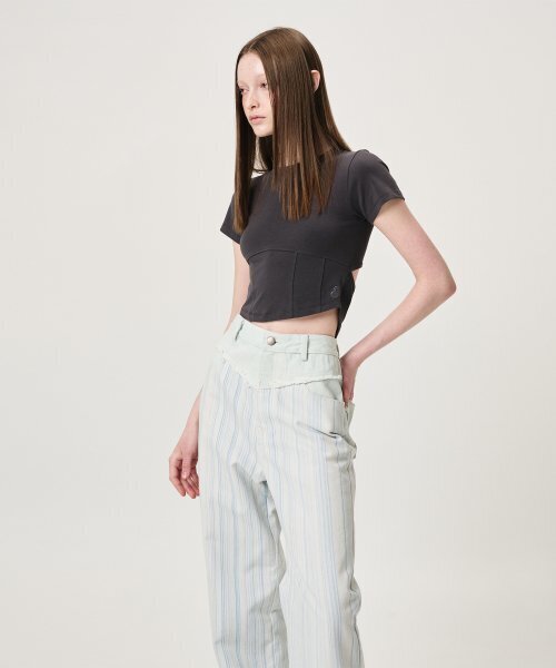 ETMON(エトモン)の「Back Slit Hook Detail T-Shirt, Charcoal(Tシャツ/カットソー・レディース・その他・FREE)」の3枚目の写真